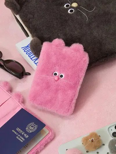 MNH FW Pingping Passport Wallet