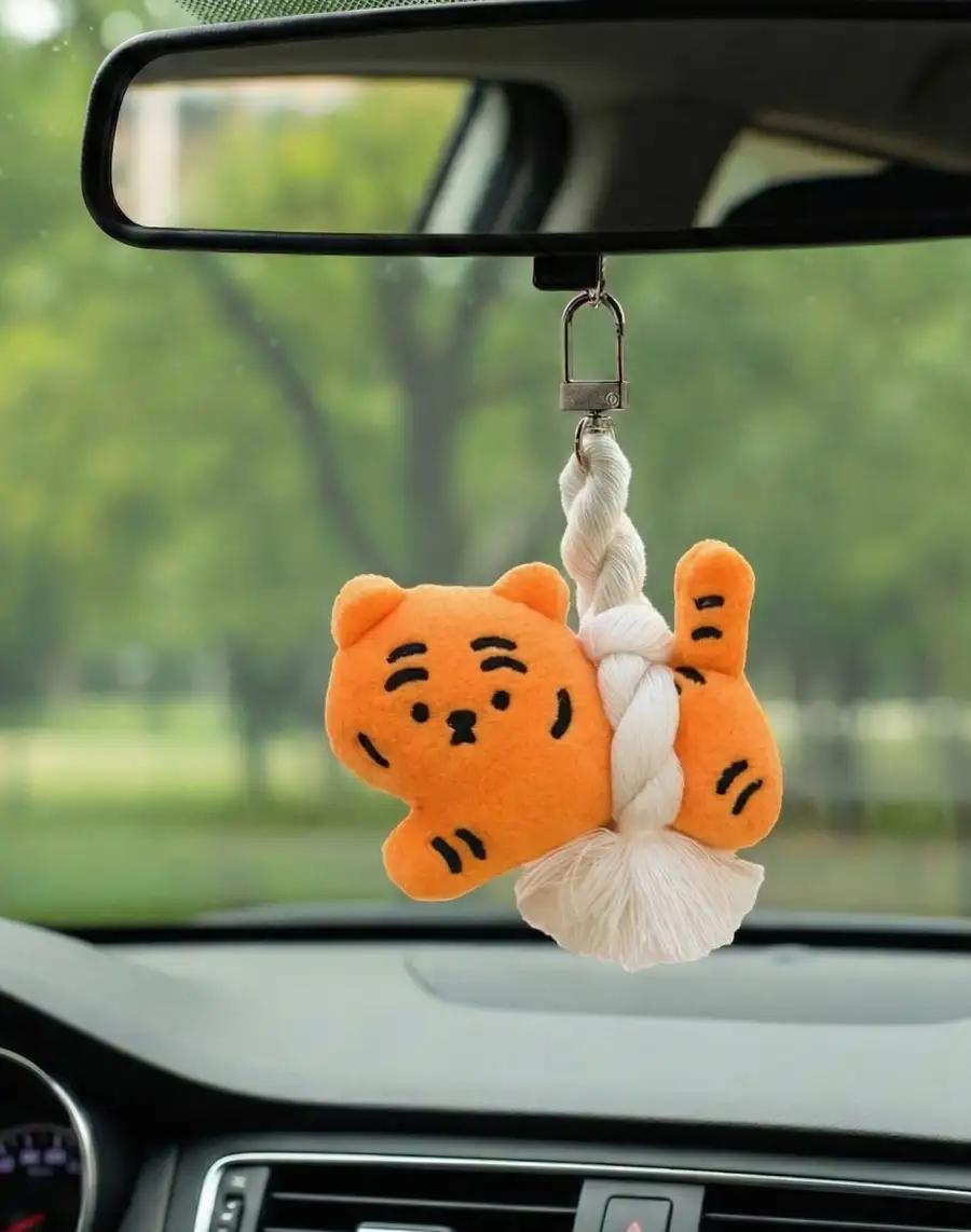 Bad Luck Protection Pollock Bouncy Doll Keyring — 3