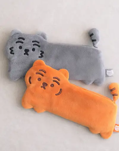 ムニャッと平らなトゥンランイ筆箱 2種