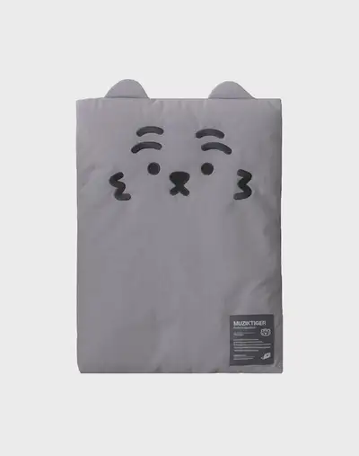 ムジックタイガー ぽっちゃりん スリムノートパソコンポーチ 黒虎エディション