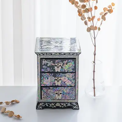 Nacre Lacquerware Peony and Pine Crane 3-Drawer Jewelry Box Black Mother-of-Pearl Casket by Kim Gil-su