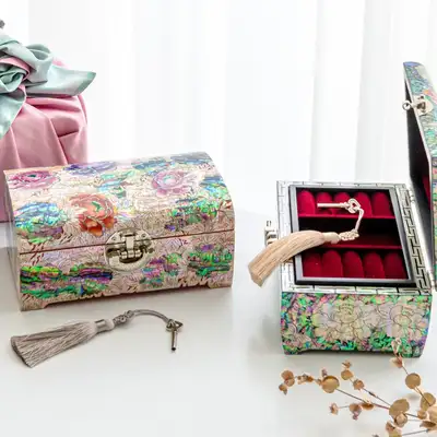 Premium Mother-of-Pearl Jewelry Box with Peony Flower Design (21cm, 24cm / Black, Red)