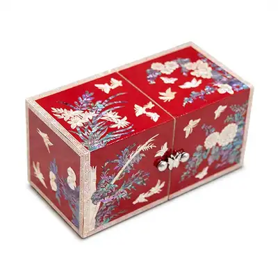 Four Gentlemen Patterns Natural Mother-of-Pearl Double-Tier Jewelry Box (Medium, Glossy, Red) - Work by Oh Myung-ho
