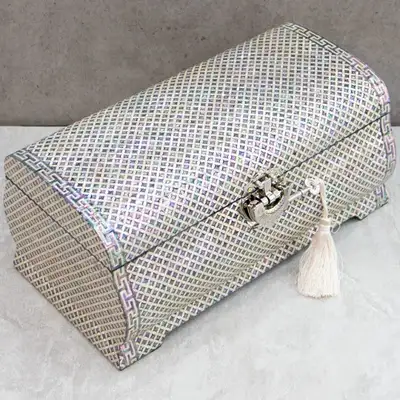 Chilbo Pattern Rolling Mother-of-Pearl Jewelry Box (2-Tier, Large) - Work by Park In-ho