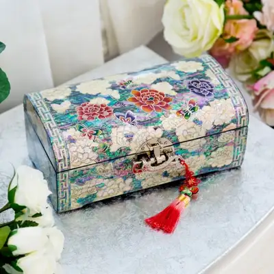 Peony Flower Round Shape 2-Tier Left Jewelry Box (Medium 23cm) - Artwork by Oh Myung-ho