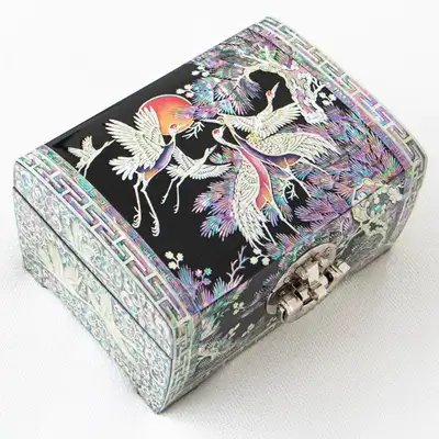 Premium Mother-of-Pearl Lacquerware Pine and Crane 2-Tier Rolling Jewelry Box 18cm - Work by Jang Tae-bok