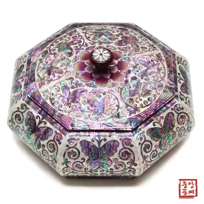 Yi Jo Mother-of-Pearl Flower and Butterfly Octagonal Jewelry Box (Small)