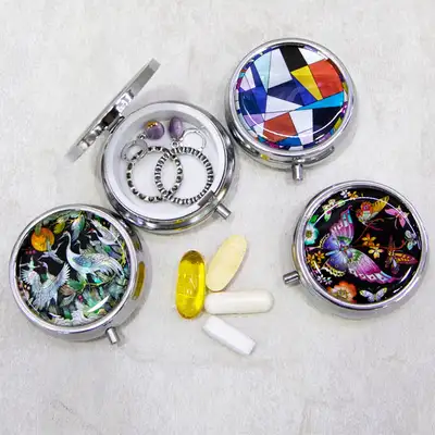 Portable Mother-of-Pearl Pill Case, Portable Jewelry Case (Large Size, Small Size)