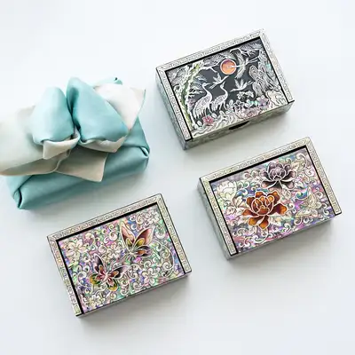 Mother-of-Pearl Lacquerware Business Card Holder – Rectangular Abalone Inlay Box (Group Gift for International Buyers)