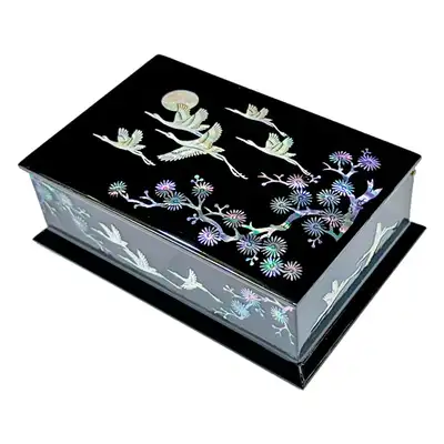 Mother-of-Pearl Lacquered Business Card Holder, Glossy Black with Crane and Moon Design – Korean Traditional Craft, Engraving Available