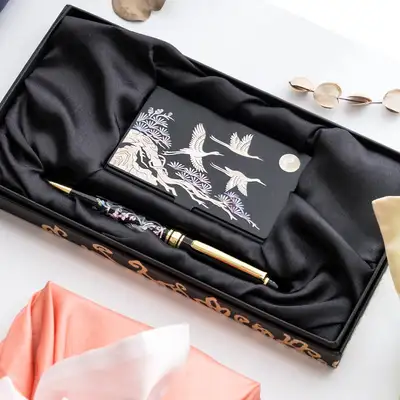 2-Piece Set Mother-of-Pearl Lacquerware Business Card Case + Mother-of-Pearl Ballpoint Pen (Crane and Peony Designs)