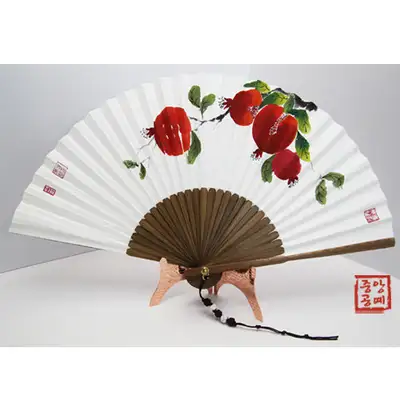 Hanji Bamboo Fan - Pomegranate