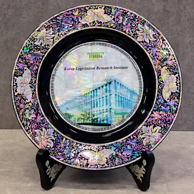Nacre Lacquerware Commemorative Tray (Decorative Mother-of-Pearl Dish) Custom Order