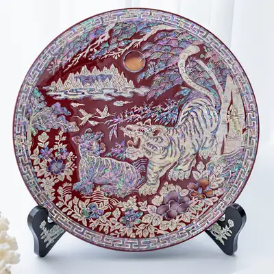 Najeon Chilgi Ten Symbols of Longevity Decorative Mother-of-Pearl Tray with Tiger Pattern 25cm by Kim Gil-su