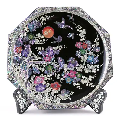Plum Blossom Octagonal Tray - Yoo Chang-geun Artwork
