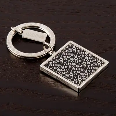 Hangul 'Dae' Keyring (Silver-Black)
