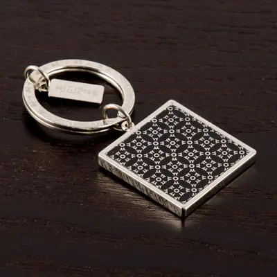 Hangul Consonant ㅇ Keyring (Silver-Black)