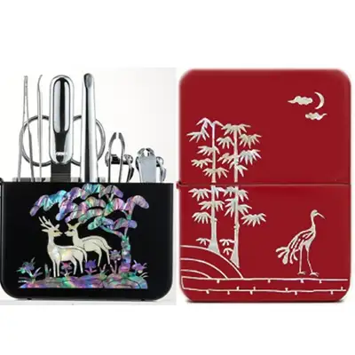 Premium Mother-of-Pearl Nail Clipper Set (Crane and Moon, Red)