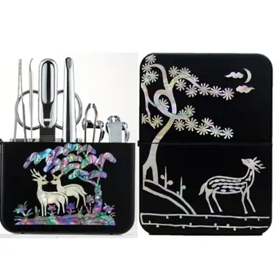 Premium Mother-of-Pearl Nail Clipper Set (Deer, Black)