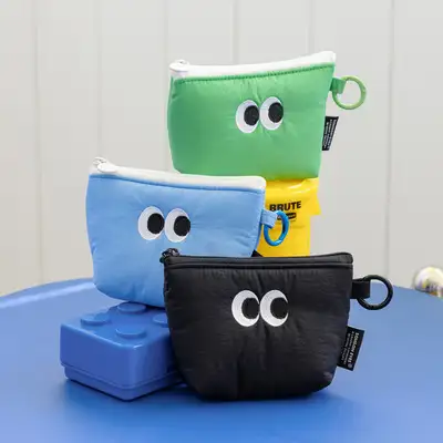 もふもふアイズ パディングカードウォレット
