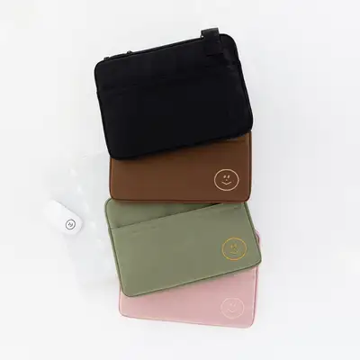 モモシー バックル ラップトップバッグ 13インチ 4色