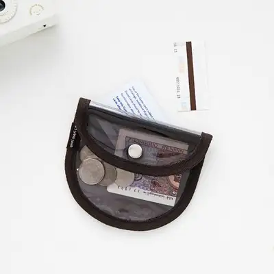 コイ BUTTON CARD WALLET（2色）