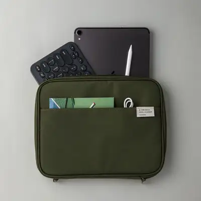 ポケット v.5 タブレット iPad PC ポーチ (6色) - 11インチ