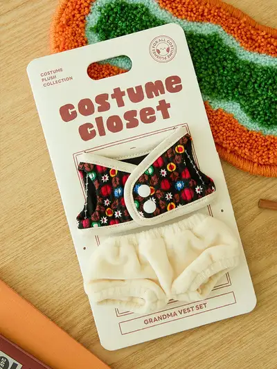 BT21 Campfire Closet Grandma Vest Set