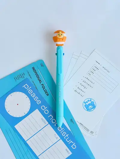 LINE Friends Minini Under the Pool Salini Figure Gel Pen