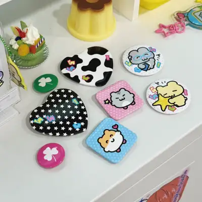 ヒヒクラブ ピンバッジ セット 2type