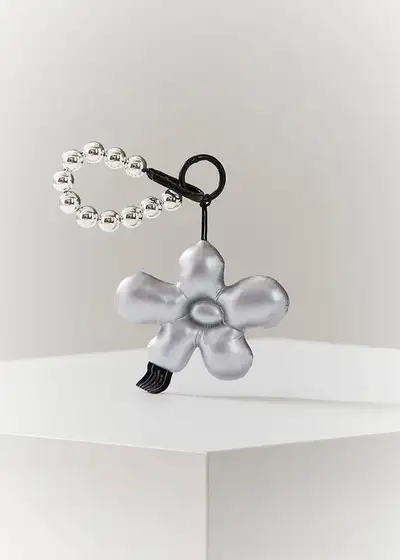 Colle Melting Flower Padded Keyring Silver