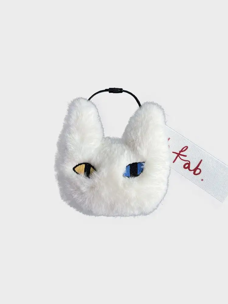 AB Fab Big Cat Keyring White Odd