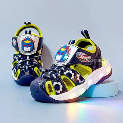 Hello Carbot Character Battle Light-Up Sandals