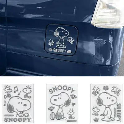 Snoopy Character Vehicle Emblem Sticker (Japan)