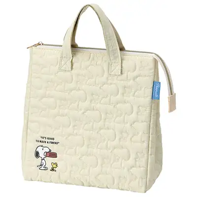 Snoopy Character Quilted Insulated Lunch Bag (Item 653094)
