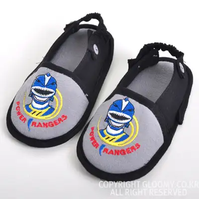 Power Rangers Jungle Fury Character Kids Slip-On Slippers [Gray Black]