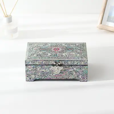 螺鈿漆器 蝶唐草 2段 李朝 貝殻ジュエリーボックス 18センチ(張泰福文化財技能保有者作品)