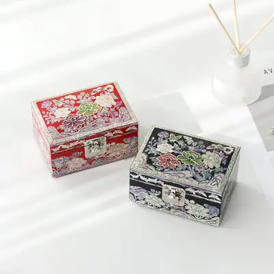 螺鈿漆器 牡丹と蝶 ミニ 貝細工ジュエリーボックス 12センチ