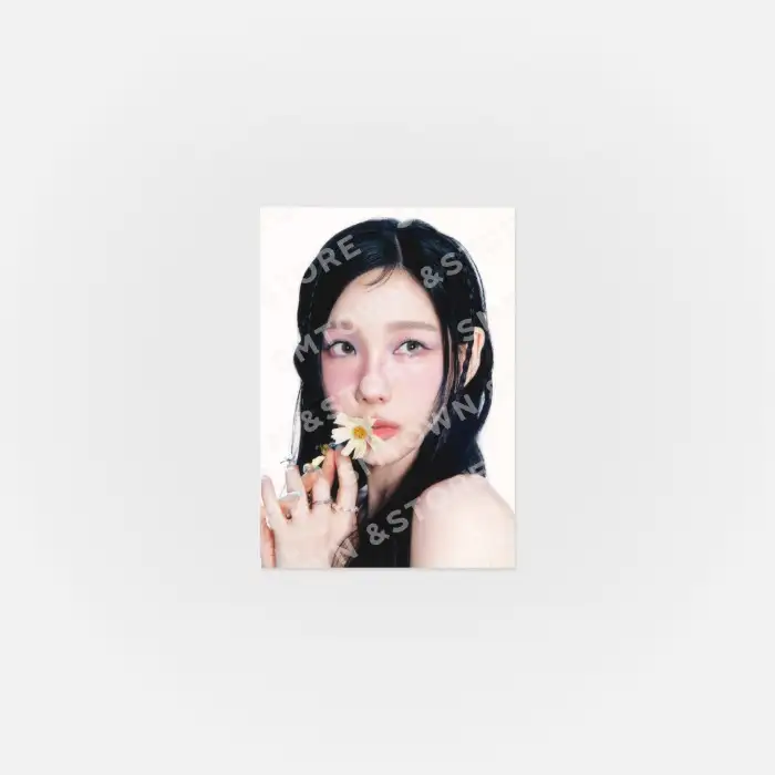 2025 TAEYEON The 10th Anniversary Exhibition 'Time Lapse, Timeless' A4 Photo