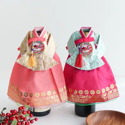 王妃韓服人形 伝統ワインカバー(金銀糸)Y