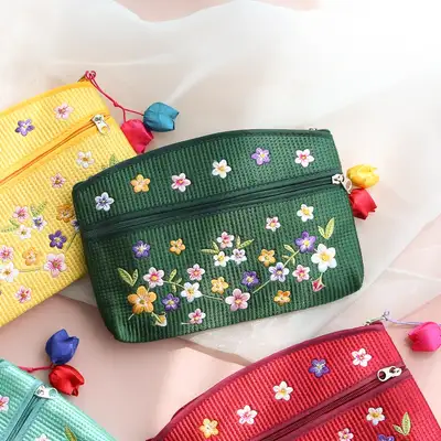梅の花刺繍キルティング ポーチY