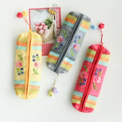麻の花刺繍ペンケースY
