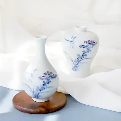 名品 松月 白磁 ミニ 梅樹瓶セット(トンボ)A