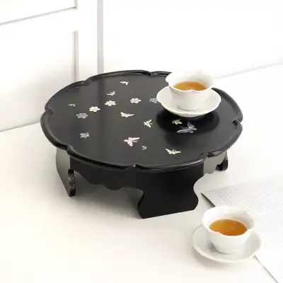 螺鈿蝶牡丹花伝統ミニ茶菓子卓(1.1) 33センチ