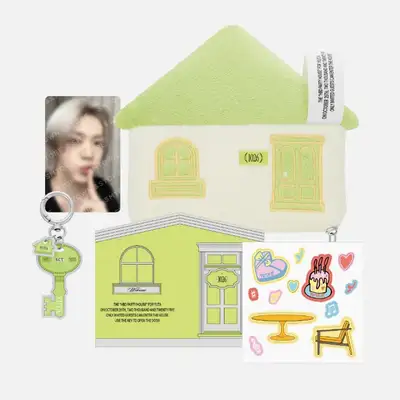 YUTA ARTIST BIRTHDAY POUCH PACK