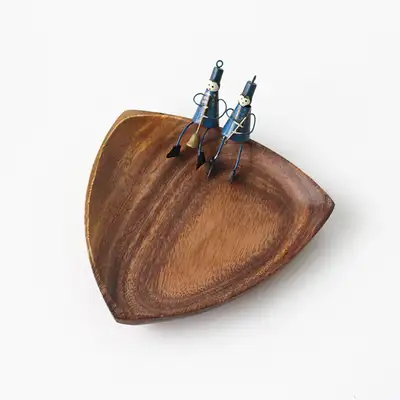 16cm Acacia Wood Triangular Wooden Plate (Aesthetic Camping Wood Bowl Home Café Plate Fruit Dish Tray)