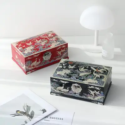 螺鈿漆器 花鶴図 2段 貝殻装飾ジュエリーボックス 24cm