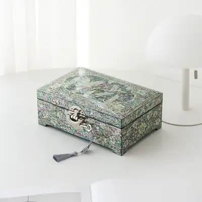 螺鈿漆器 2段 二朝 貝細工宝石箱 松鶴剣 24センチ(長泰福文化財機能人作品)