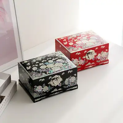 螺鈿漆器 梅花牡丹 貝殻ジュエリーボックス 18センチ