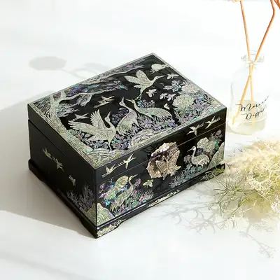 螺鈿漆器 長寿鶴 2段 貝殻ジュエリーボックス 黒18センチ
